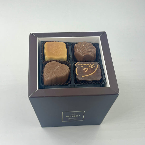 KONİK KUTU 12'Lİ KARIŞIK SPECİAL ÇİKOLATA 160 G